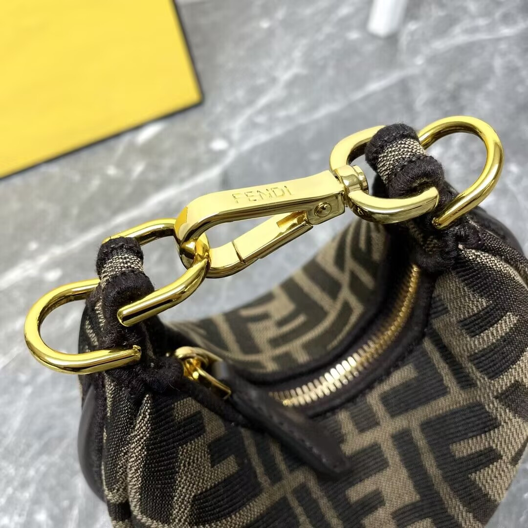 Fendi Nano Fendigraphy Hobo bag 14x5x16.5cm