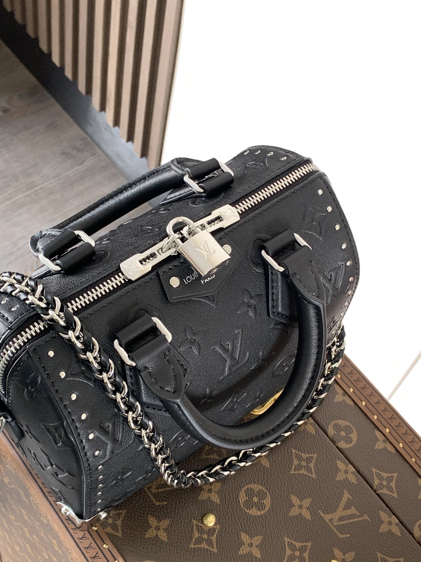 LV Monogram Bold Speedy 20 Trunk M14575 13.5 x 11 x 20.5 cm