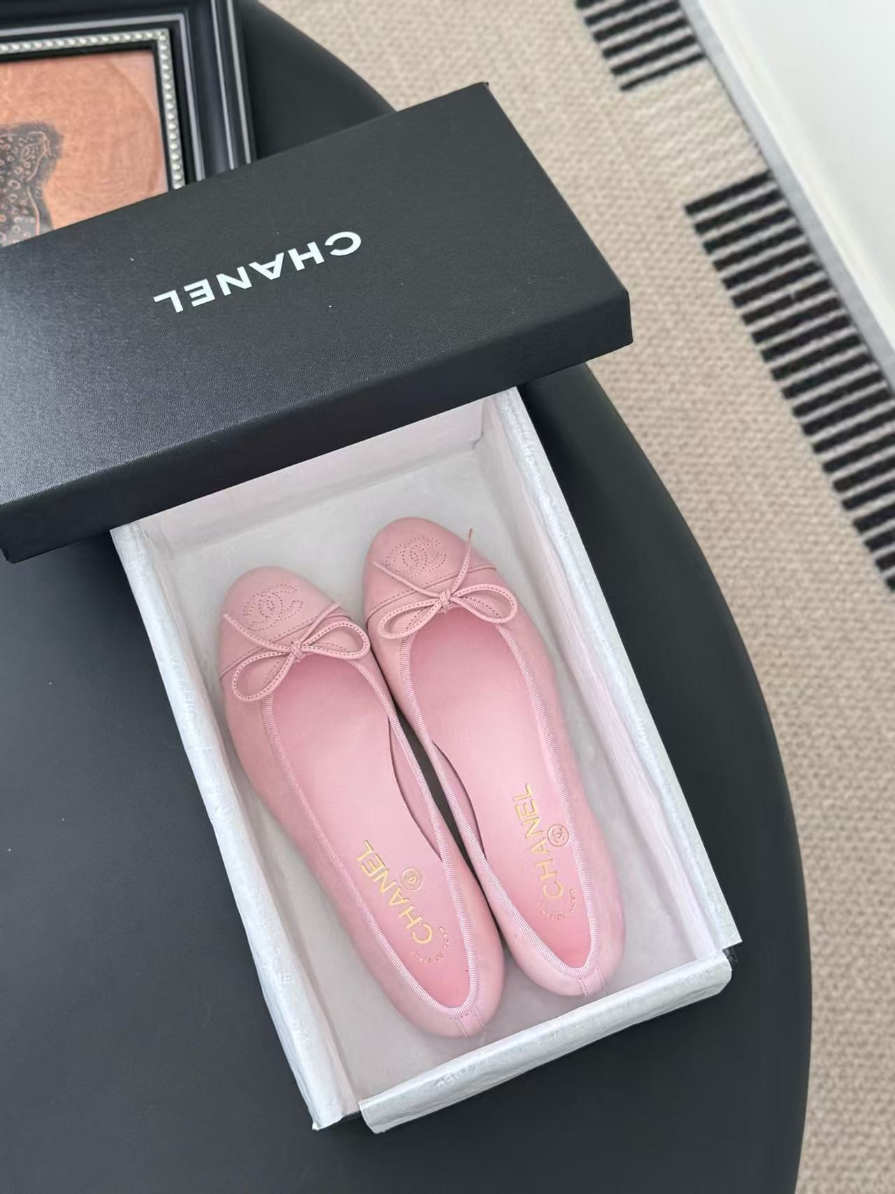 UA CHANEL BALLET FLATS