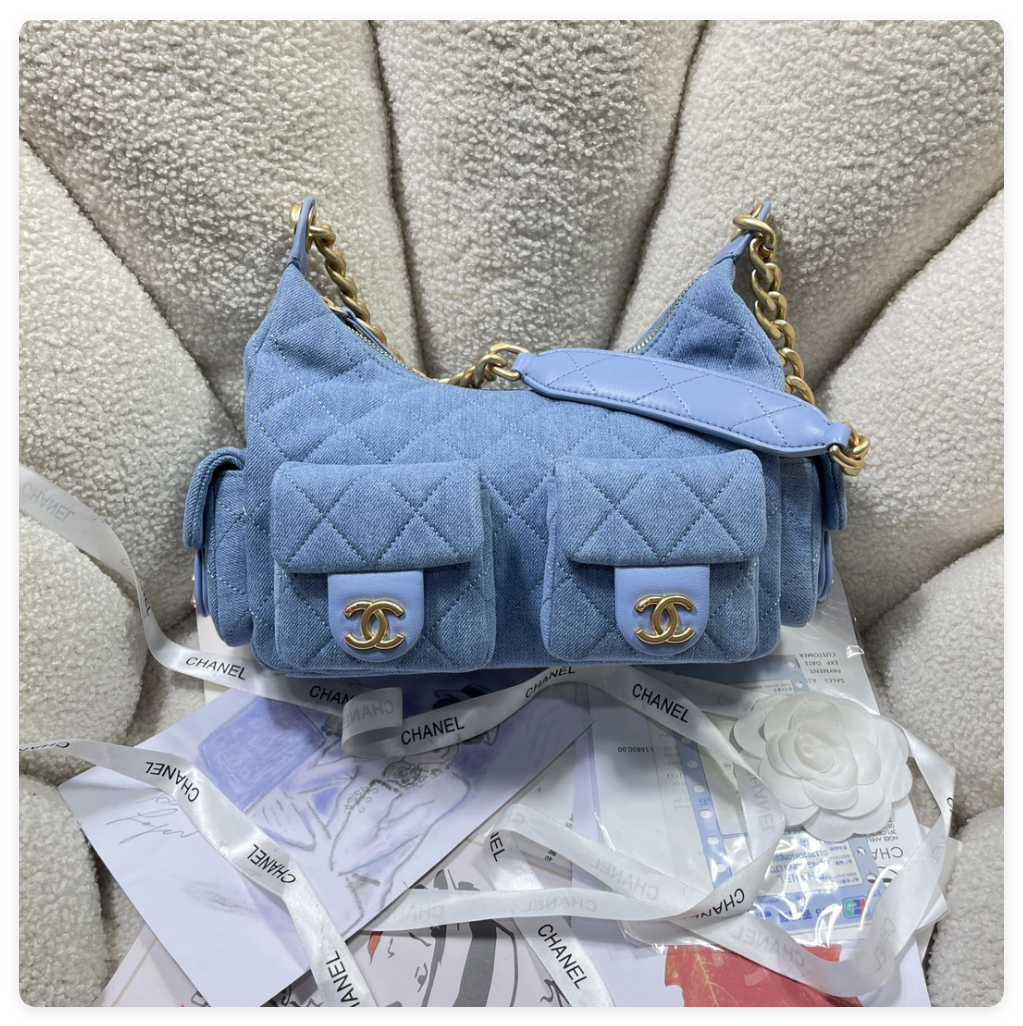 CHANEL CRUISE 2024/25 LARGE HOBO BAG Washed Denim & Gold-Tone Metal Blue 22x 31x 15cm