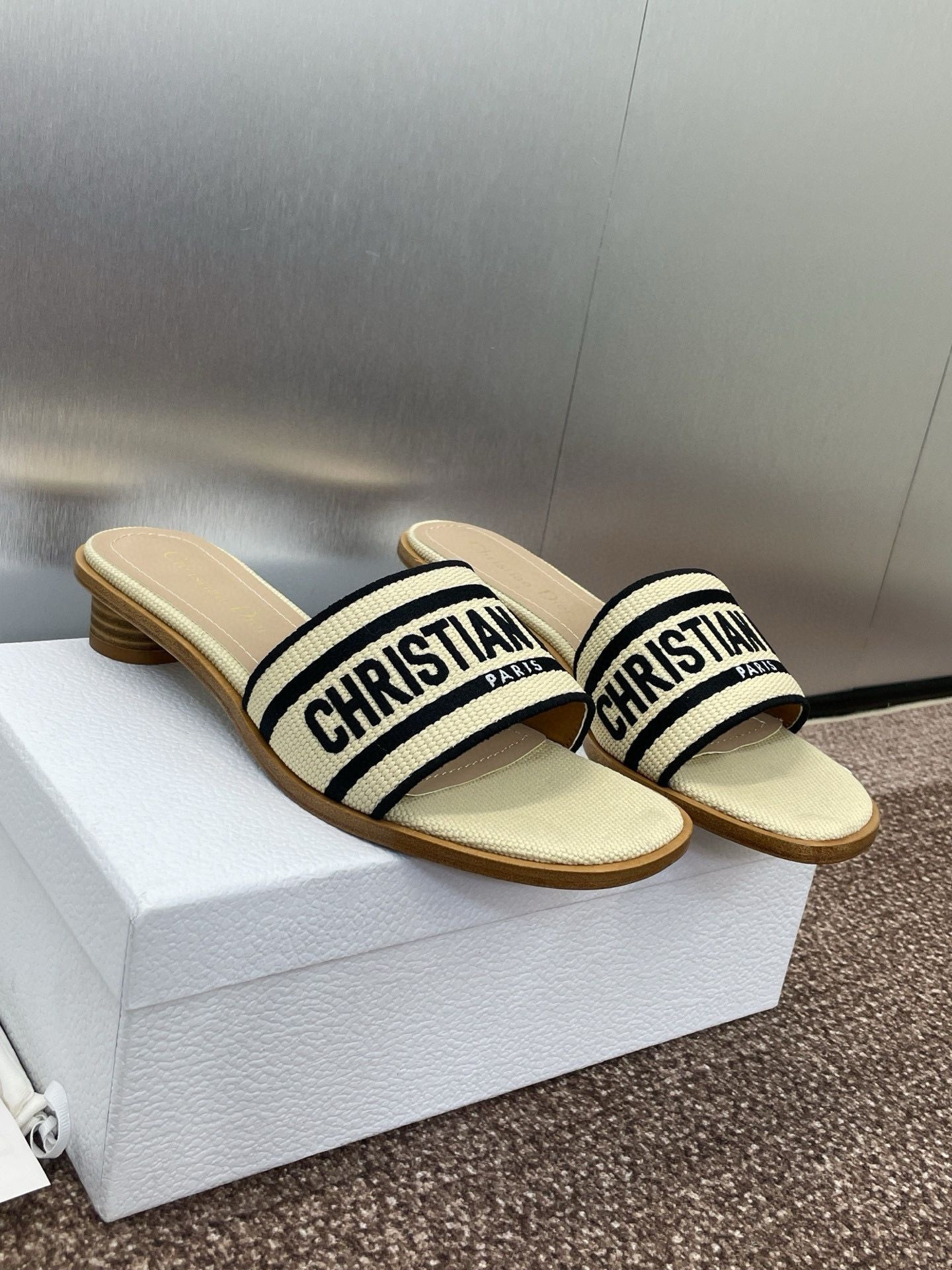 UA Dior Dway Heeled Slide