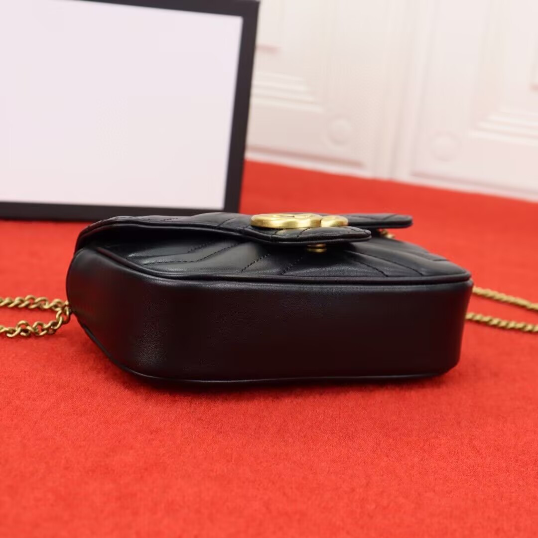 GG Marmont matelasse leather super mini bag 16.5x10.2x5.1cm