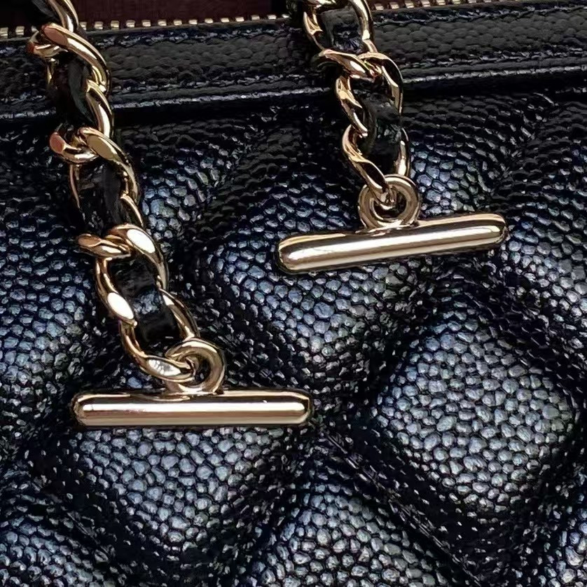 Chanel 25P Caviar Microchip Ap4515 11.5×18.5×11cm