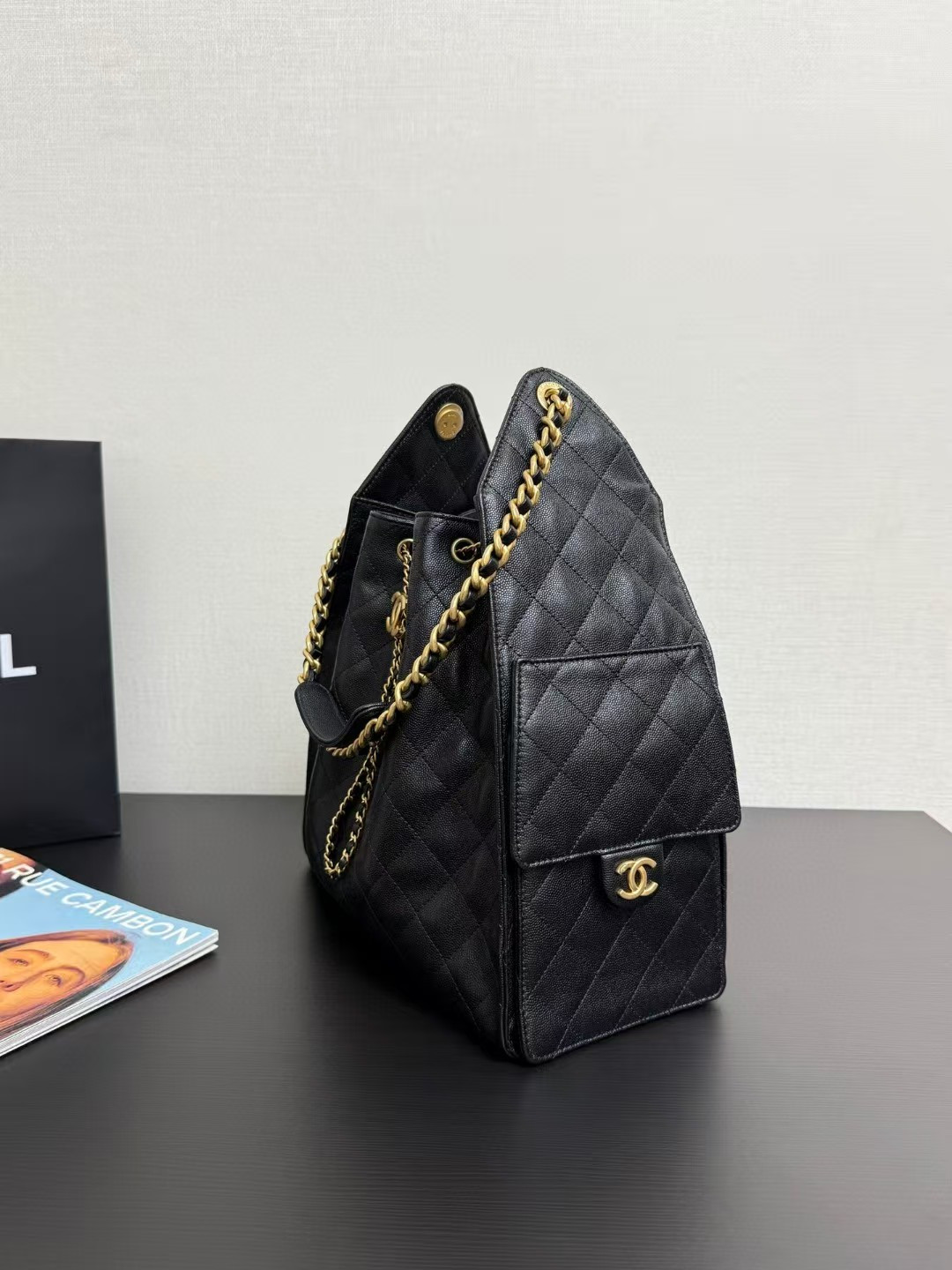 CHANEL 25C Bucket BAG 40x30x15cm