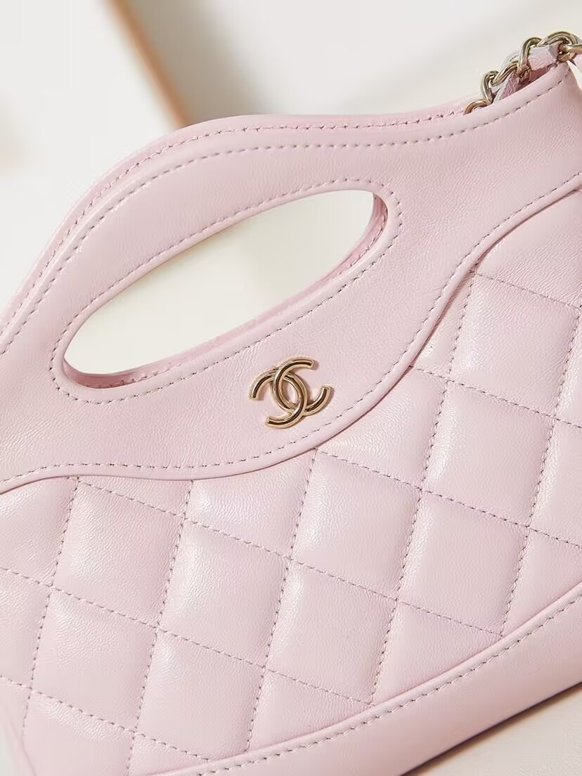 Chanel 31 NaNo Bag 17.5x20x5cm