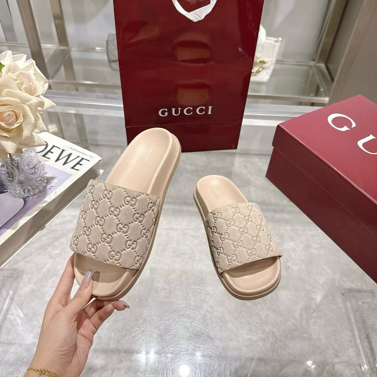 UA Gucci Sandals