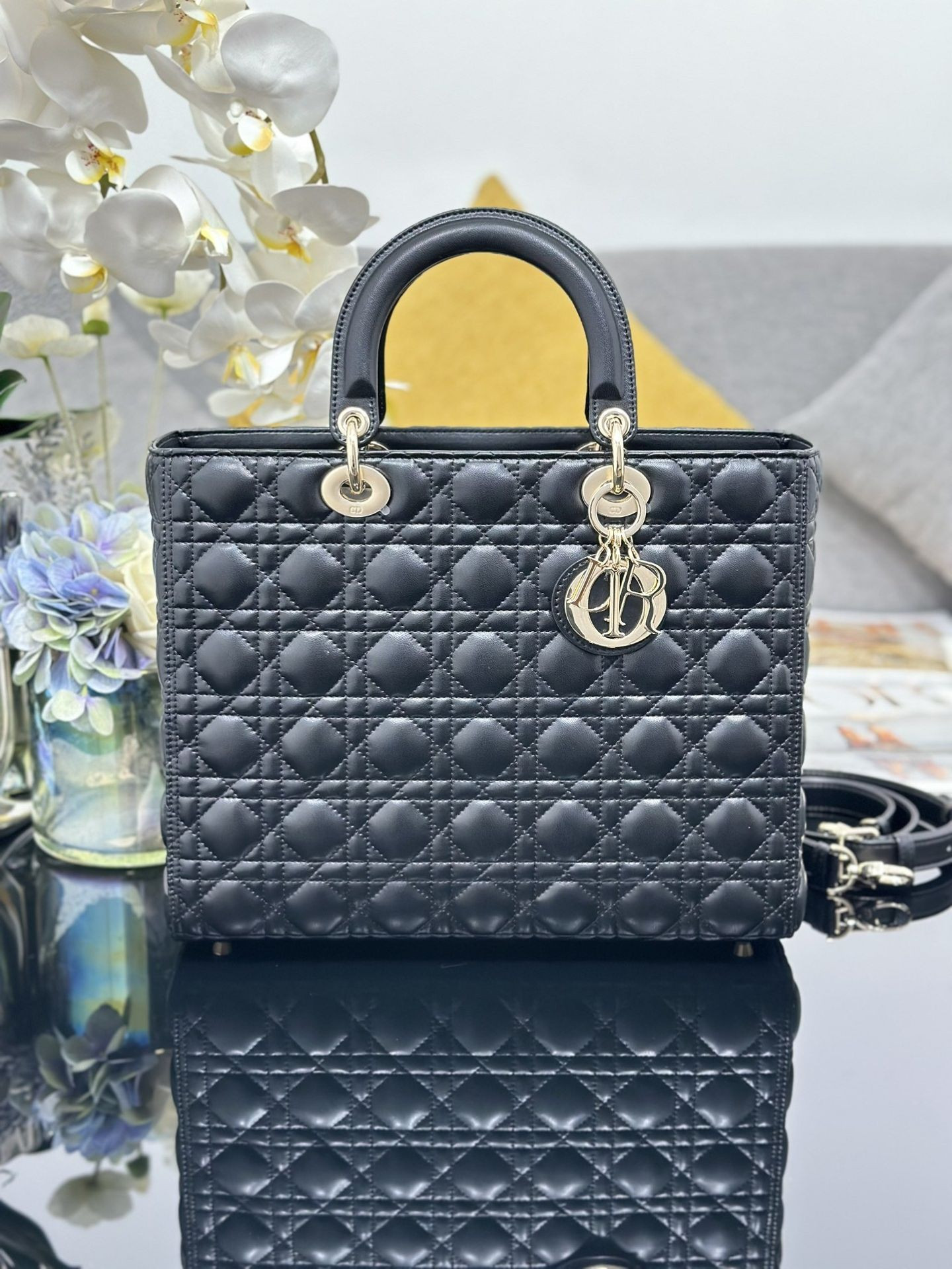 Dior Lady Bag 32 x 25 x 11cm