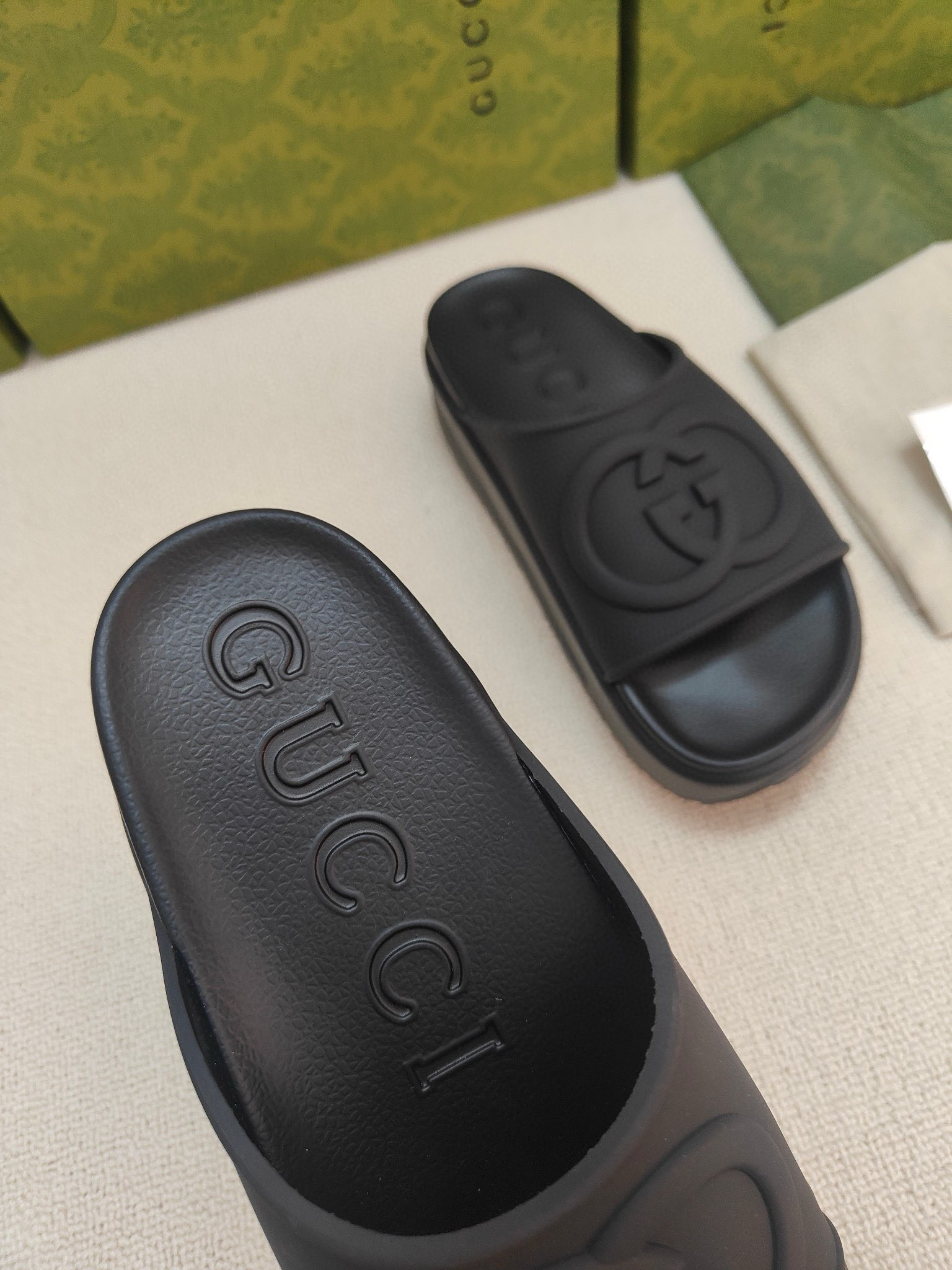 UA Gucci GG Slide Sandal