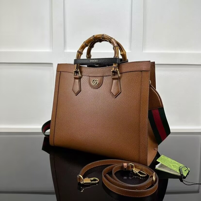 Gucci Diana large tote bag 35x30x14 cm
