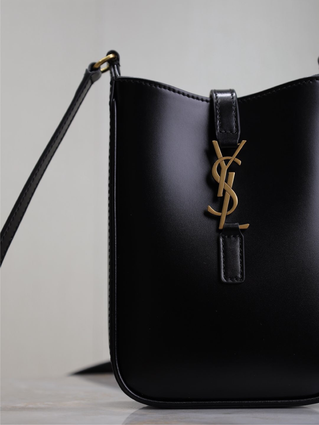 YSL LE 5 A 7 Mini 18x13.5x3.5cm