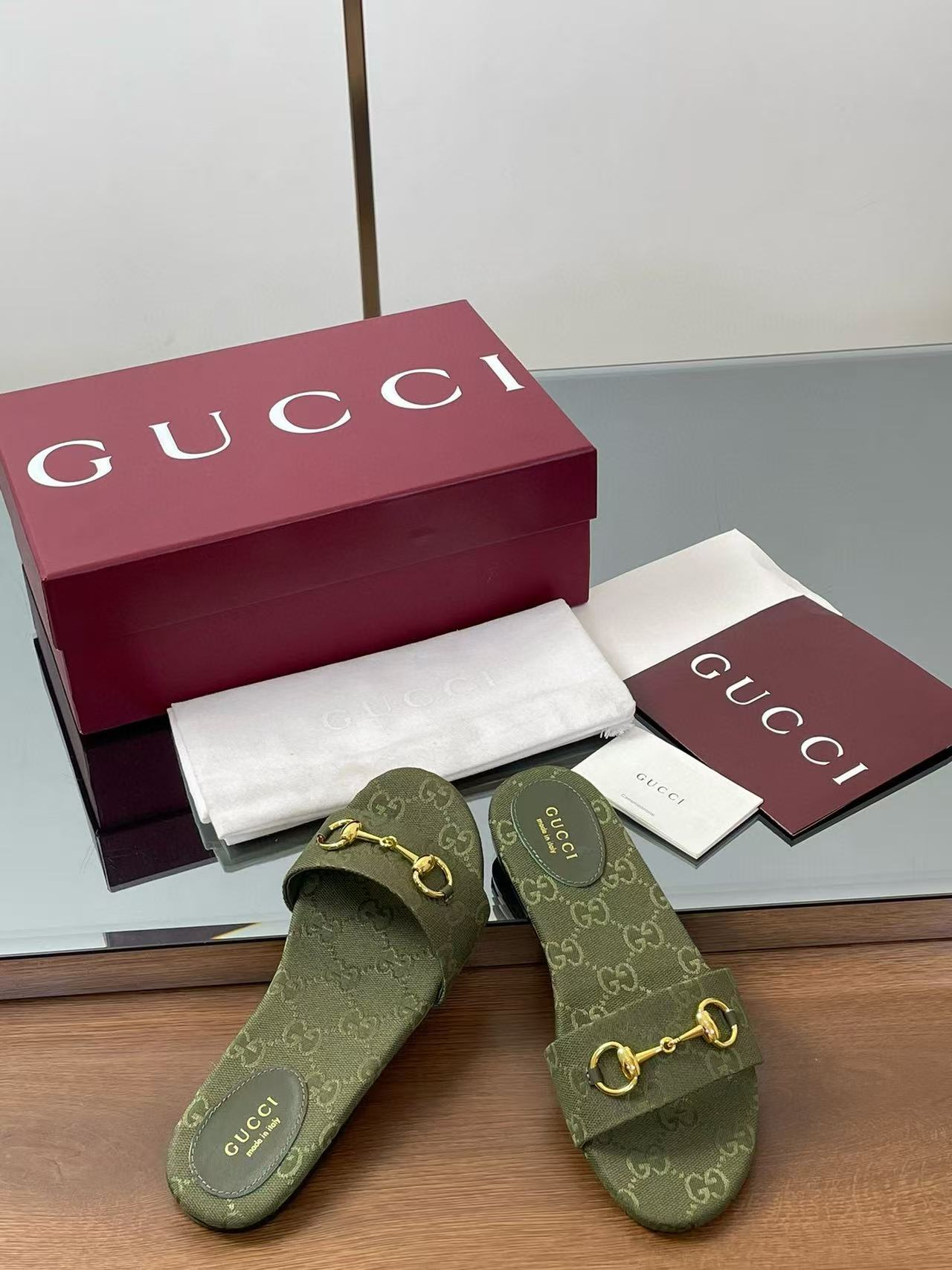 UA Gucci slide sandal with Horsebit