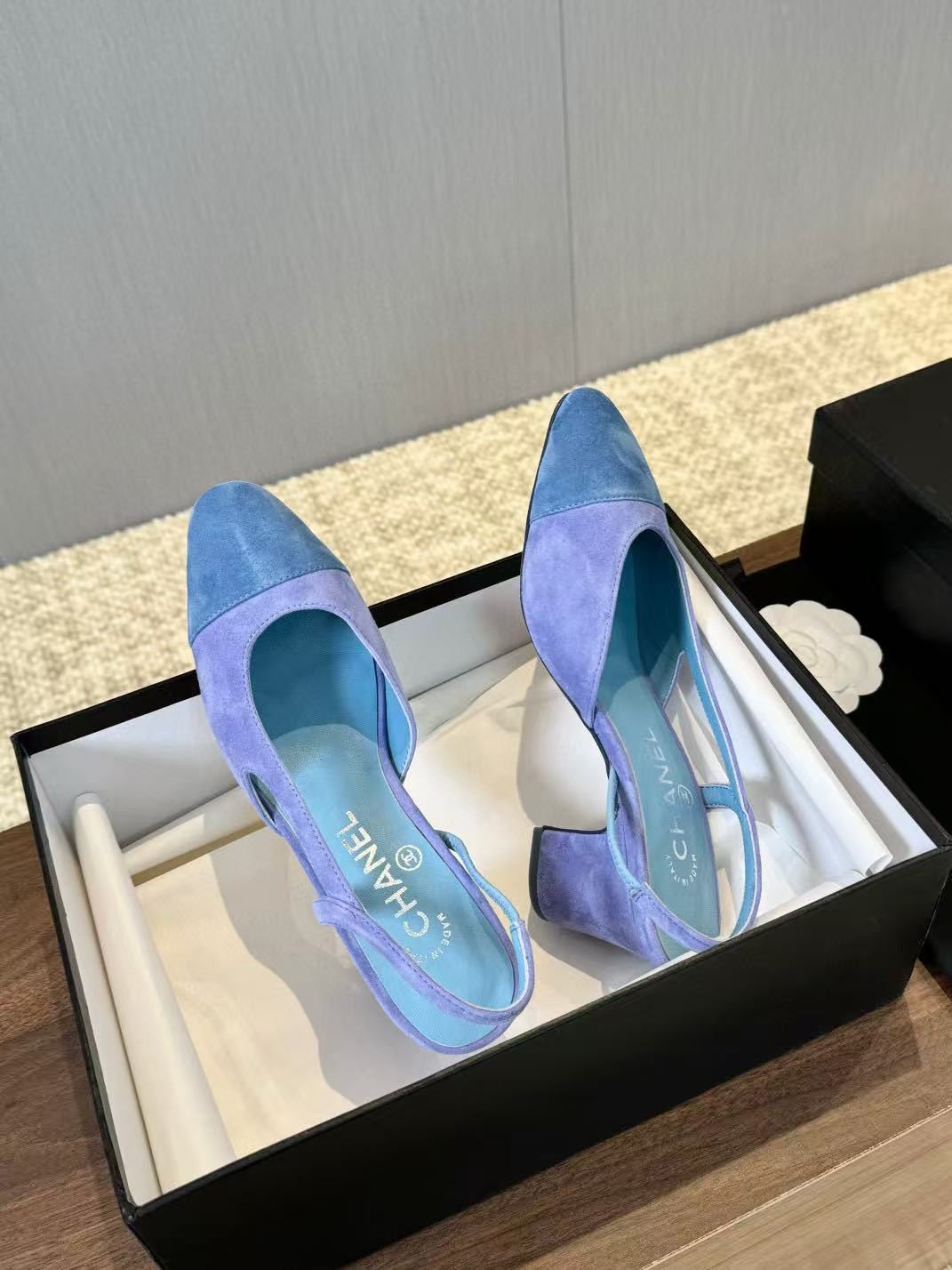 UA CHANEL SLINGBACKS