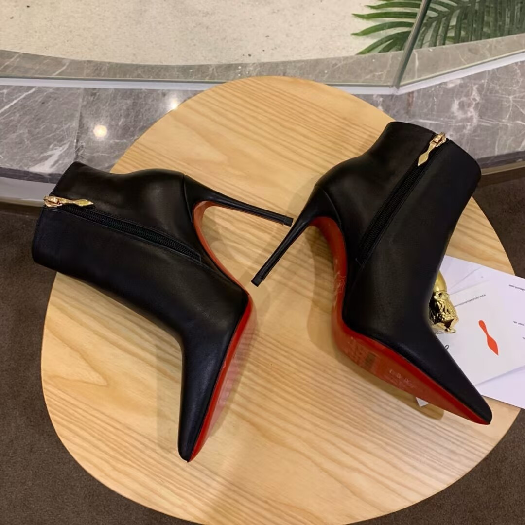 UA Christian Louboutin Miss Z Booty 100 mm Low Boots Calf leather Black