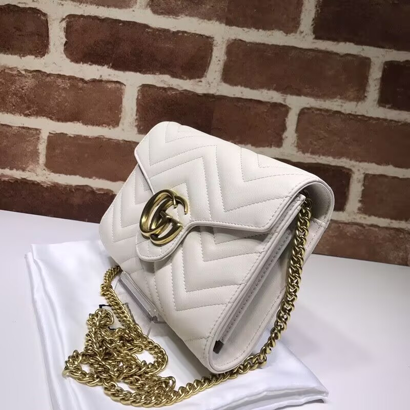 Gucci GG Marmont Super Mini Bag 20x13x6cm
