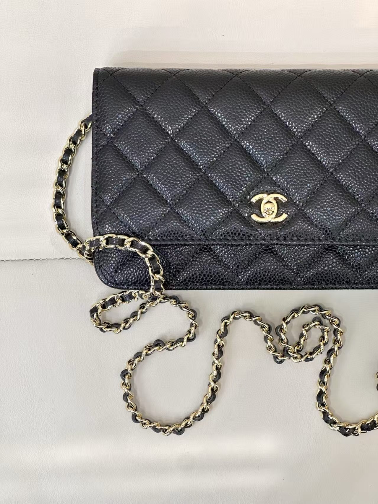CHANEL WOC CLASSIC WALLET ON CHAIN 13x19cm