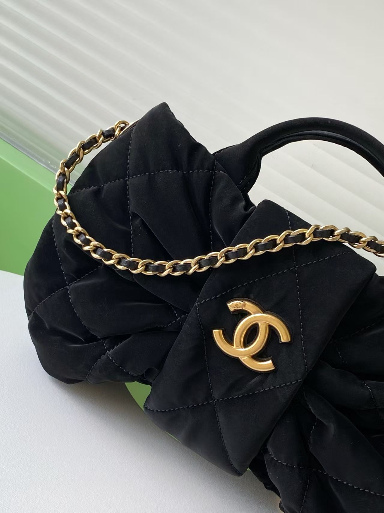 Chanel Mini Bow Bag 18x26x5cm