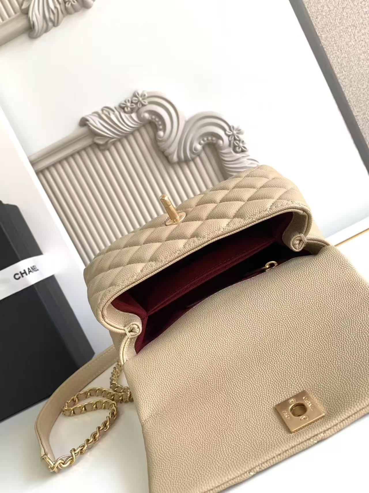 CHANEL mini coco handle 13x19x9cm