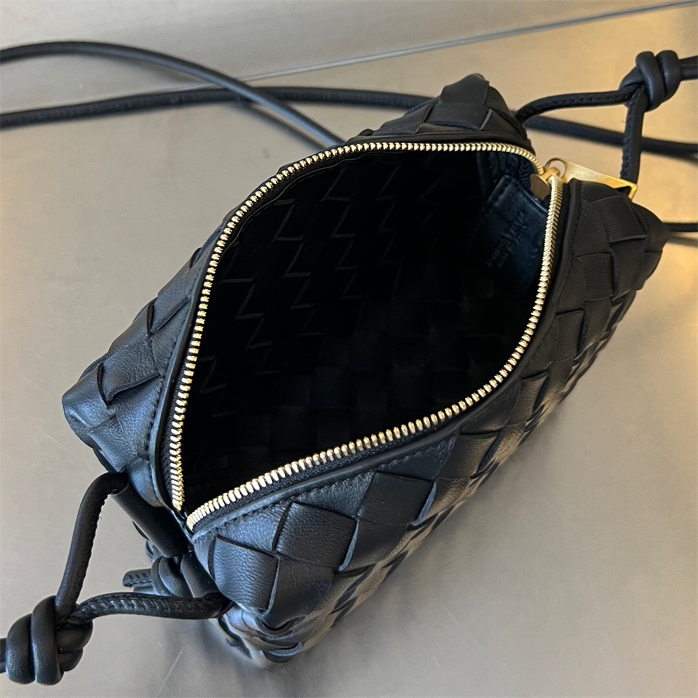 Bottega Veneta Small Loop Cross-Body Bag 17x10x6cm