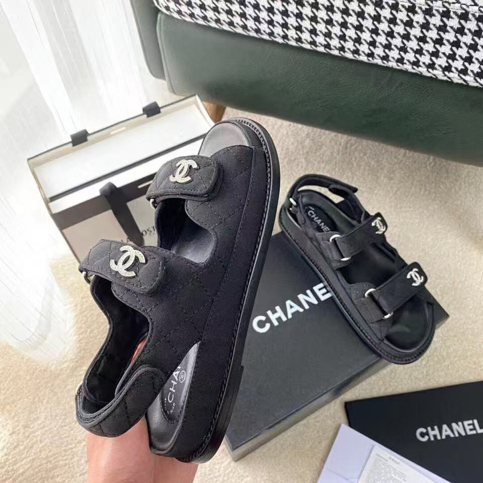 UA CHANEL SLIDES