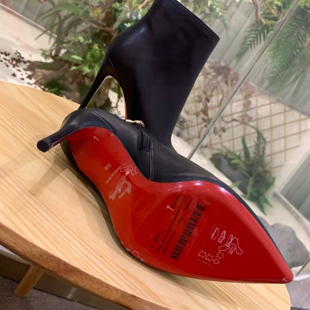 UA Christian Louboutin Miss Z Booty 100 mm Low Boots Calf leather Black