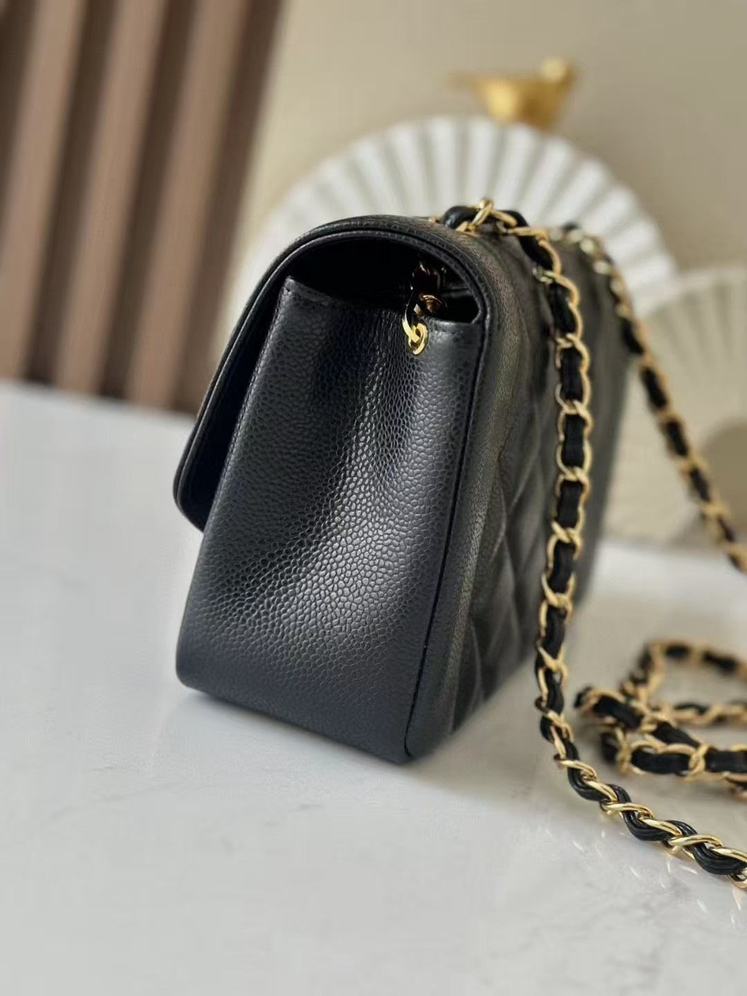 Chanel Small Diana Flap Bag Caviar Gold Hardware 22.5x14x7cm