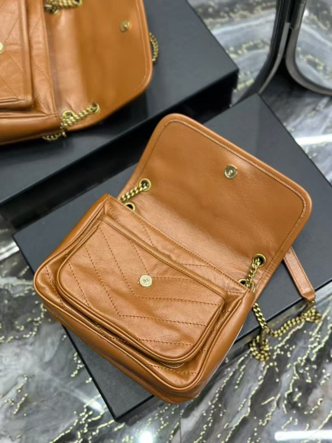 YSL NIKI 21x16x7.5cm