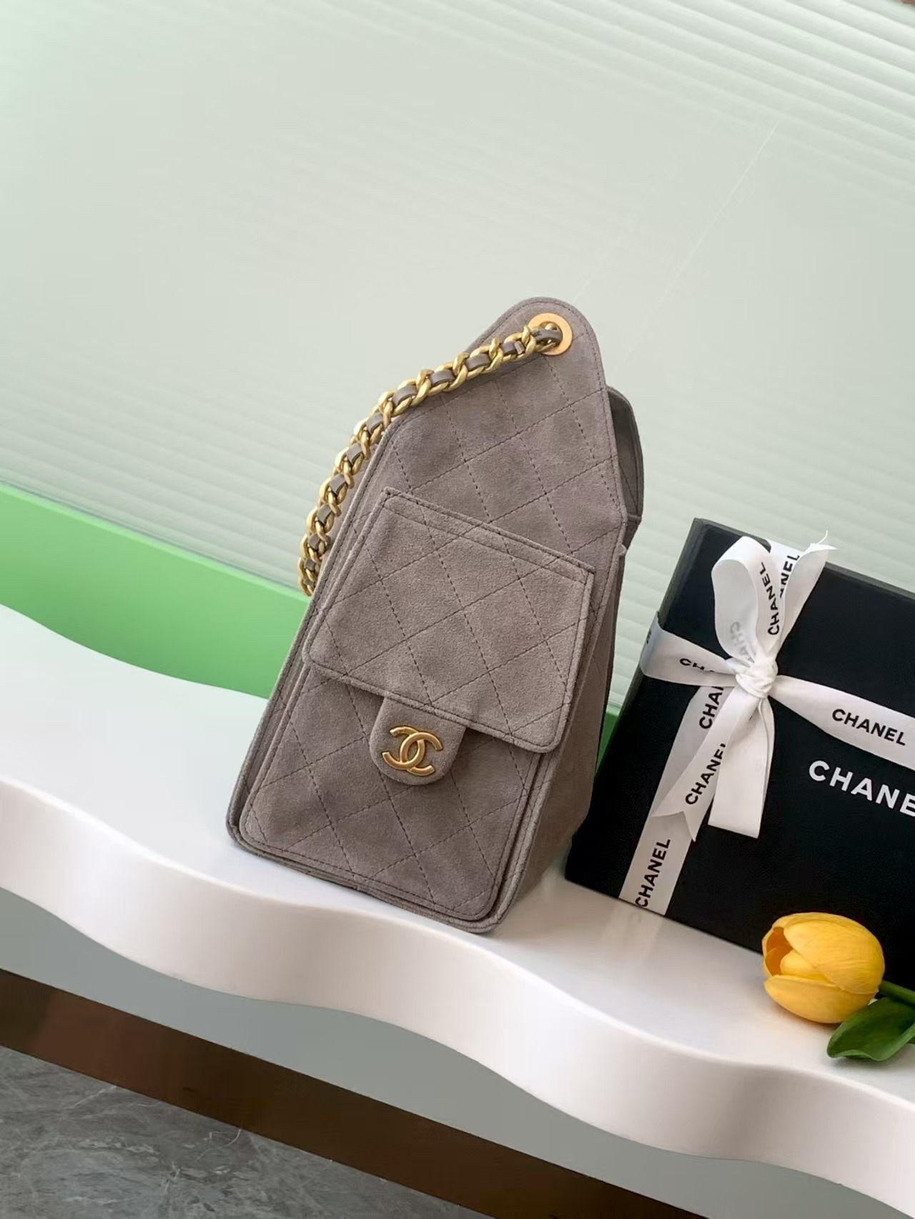 CHANEL 25C Bucket Bag 26x30x14cm