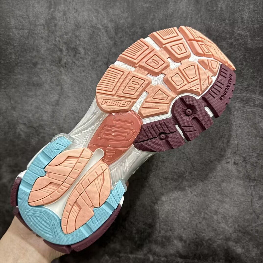 UA Balenciaga Runner Sneaker