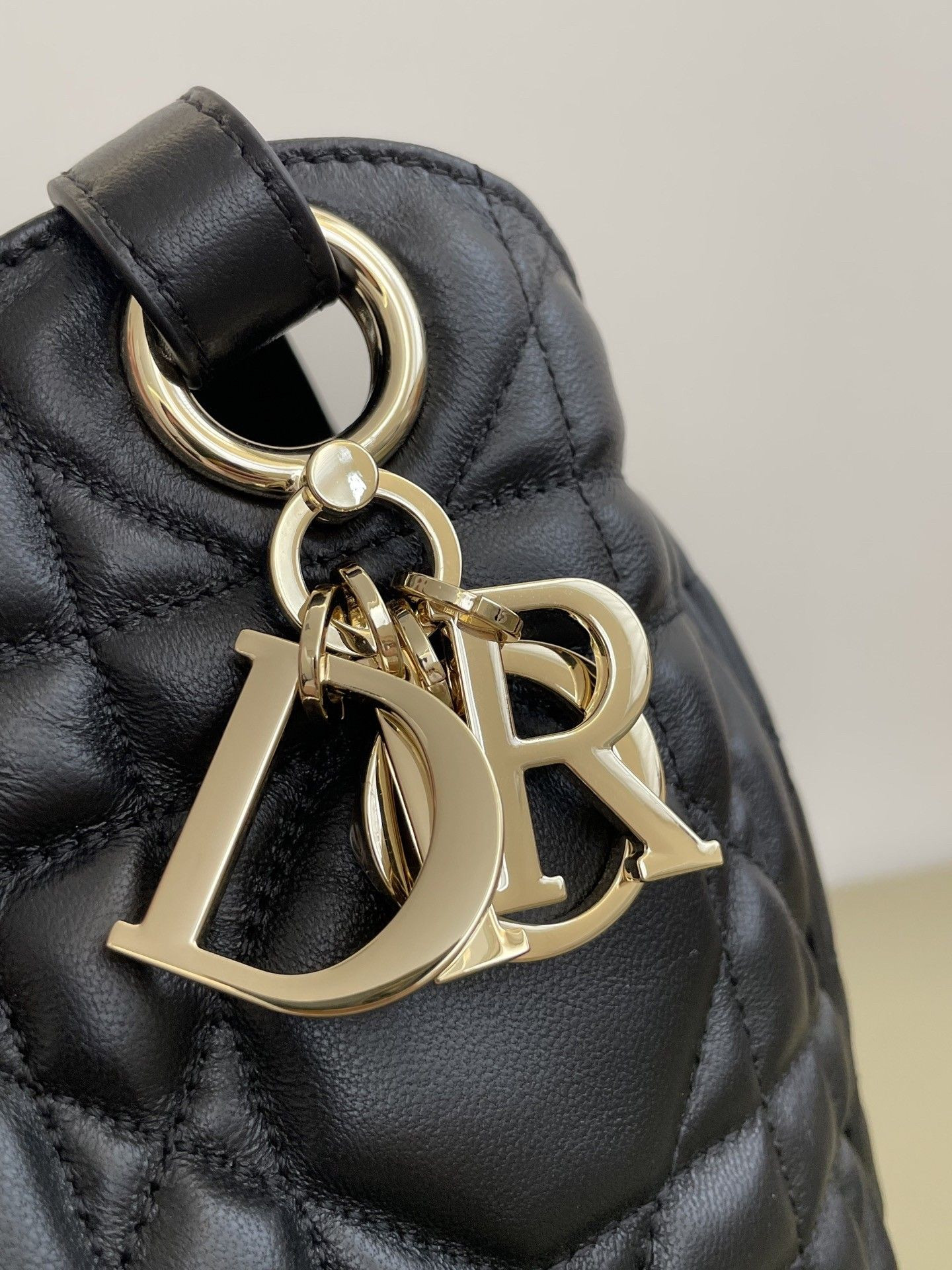 Dior Medium D-Motion Bag Black Macrocannage Lambski 23x13x24cm