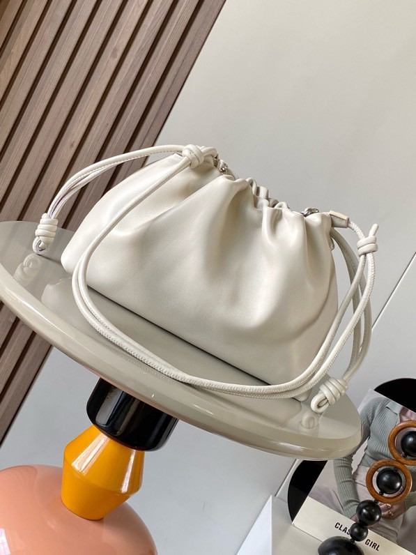 LOEWE Medium Flamenco purse in mellow nappa lambskin 30x10.5x20cm