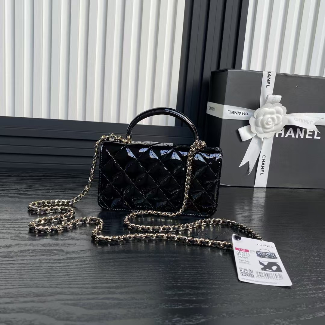 CHANEL Mini Classic Handbag With Top Handle 20x12x6cm