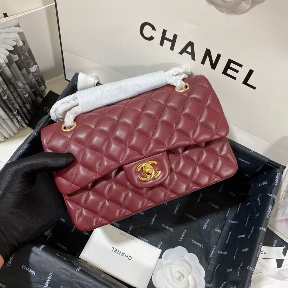 CHANEL SMALL CLASSIC HANDBAG Gold Metal 14.5×23×6cm