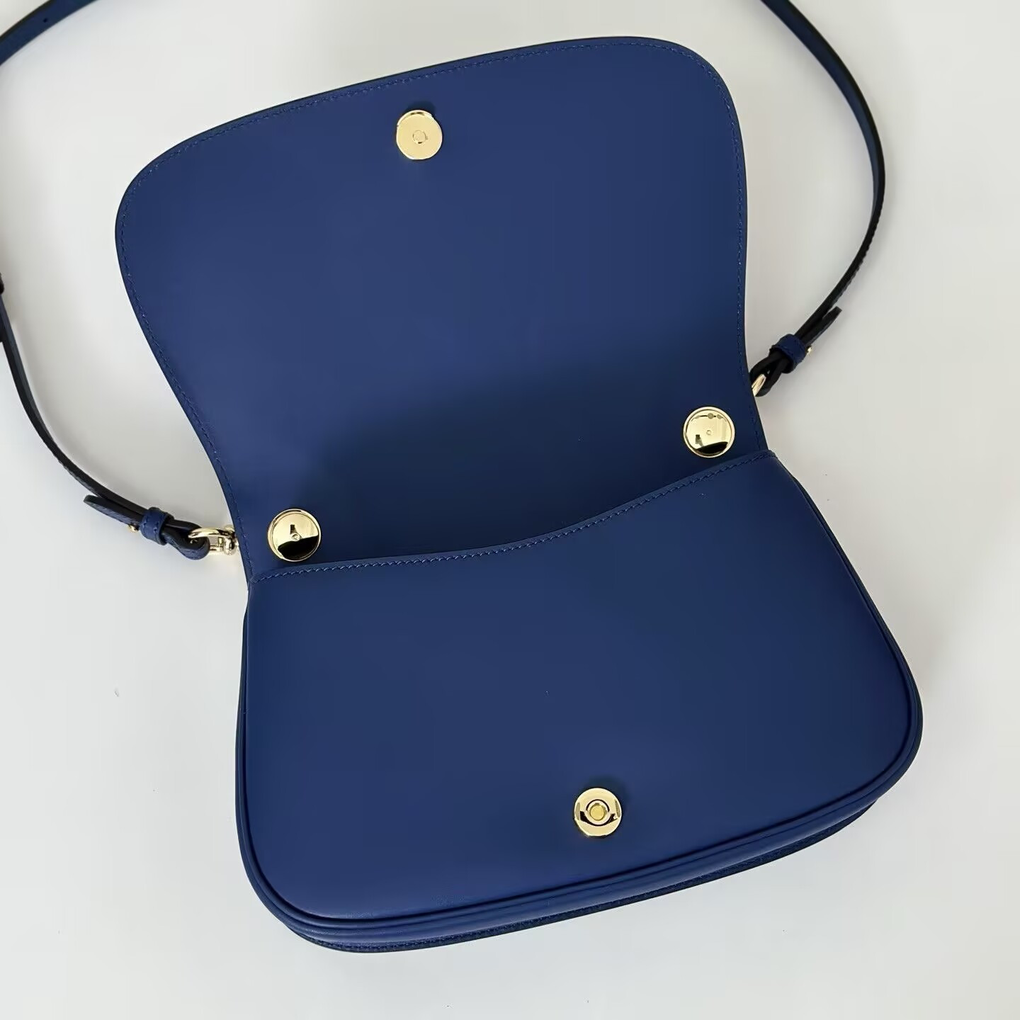 GUCCI BLONDIE Medium TOP HANDLE BAG 27x17x7cm