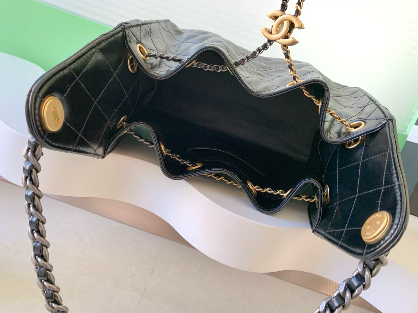 CHANEL 25C Bucket BAG 30x26x14cm