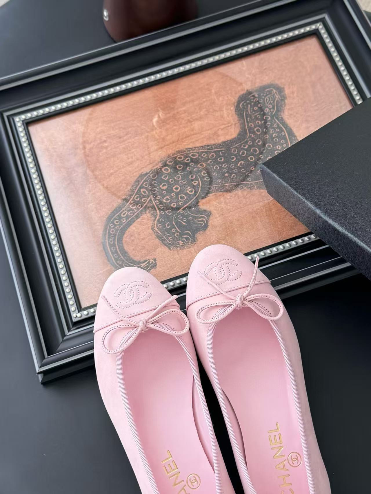 UA CHANEL BALLET FLATS