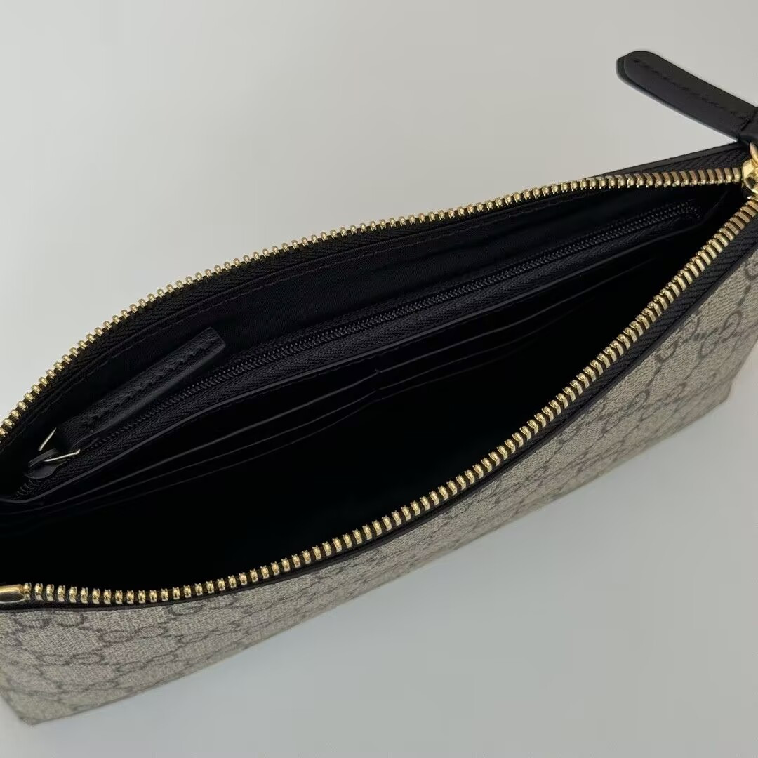 Gucci Chain Wristlet Wallet GG Coated Canvas 22.5x13x2.5cm