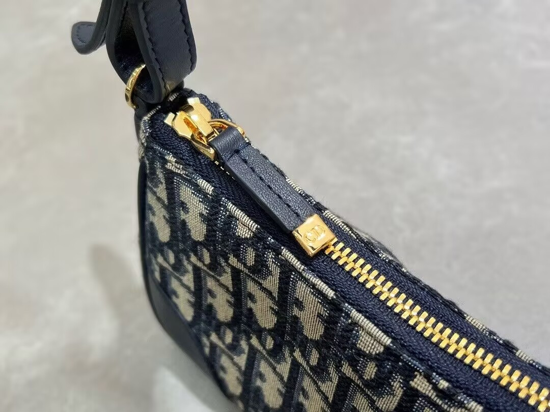 Dior 30 Montaigne Wanderlust Mini Bag Blue Dior Oblique Jacquard and Smooth Calfskin 26x12x7cm