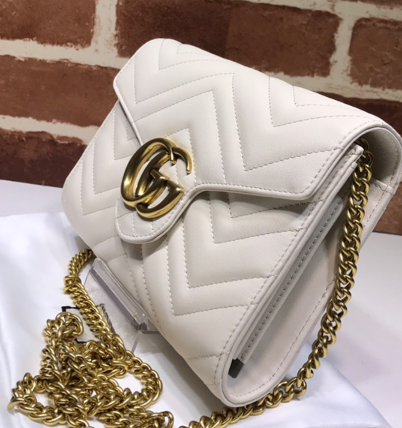 Gucci GG Marmont Super Mini Bag 20x13x6cm