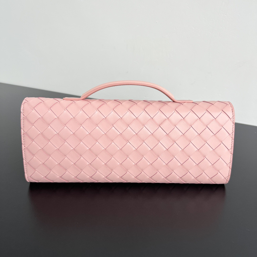 BOTTEGA VENETA Long Clutch Andiamo With Handle Fondant 31x13x3cm