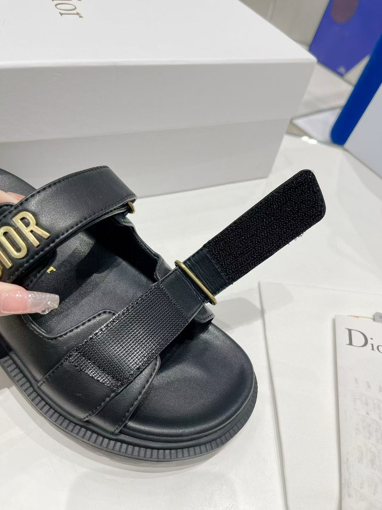 UA DIOR DIORACT SANDAL