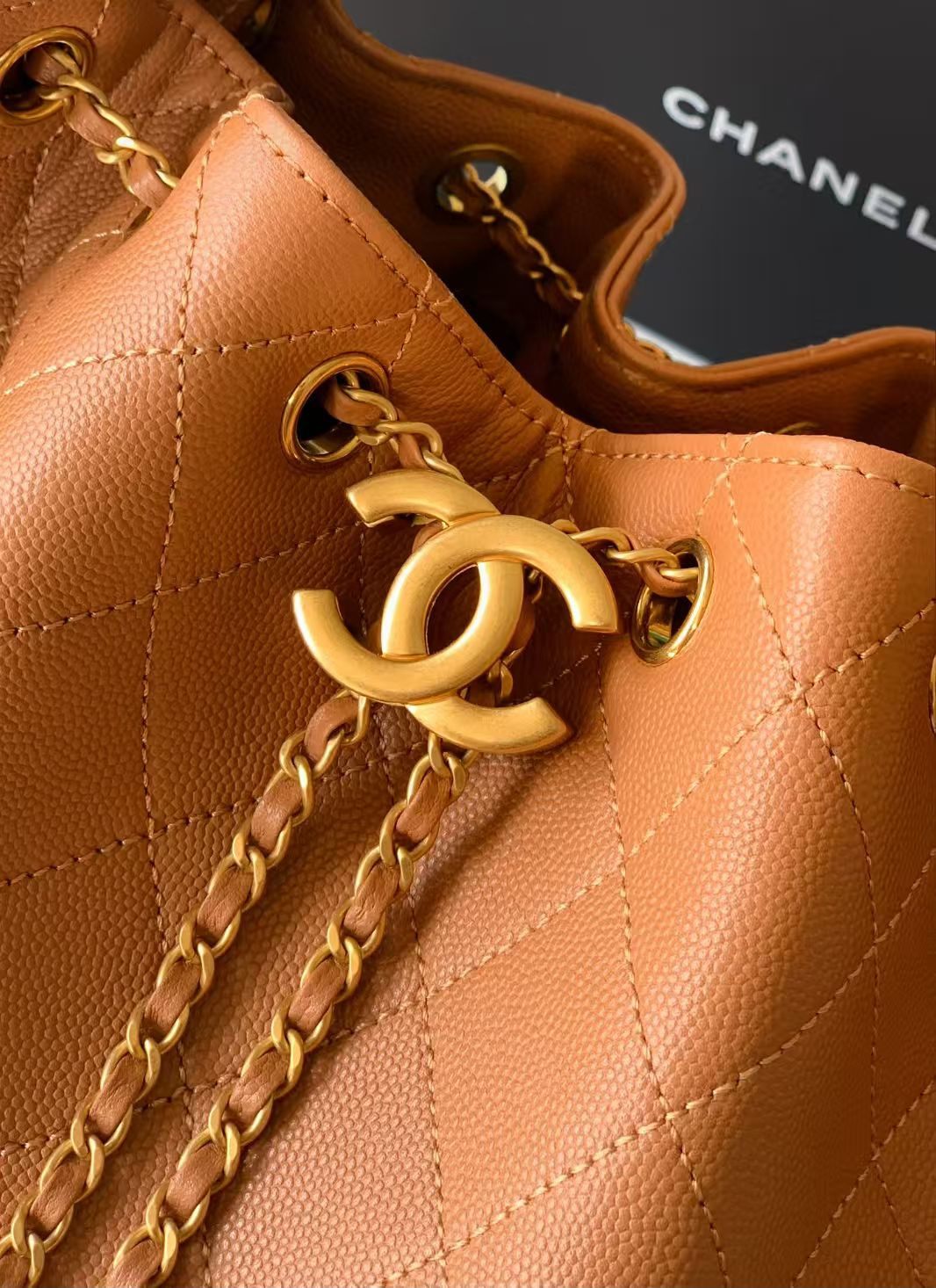 CHANEL 25C Bucket BAG 40x30x15cm