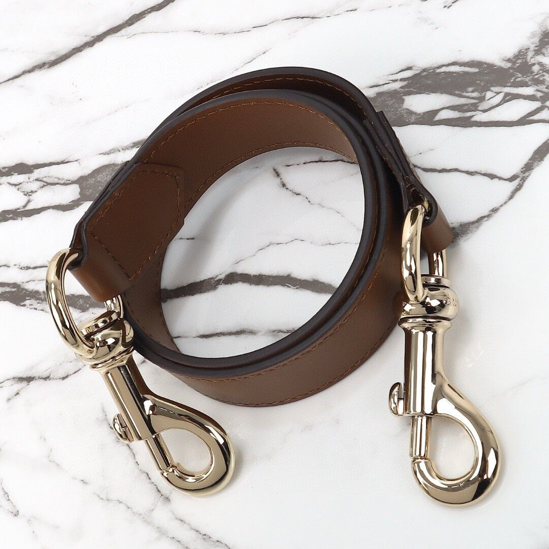 Gucci B Shoulder Bag 42x 36x 2cm