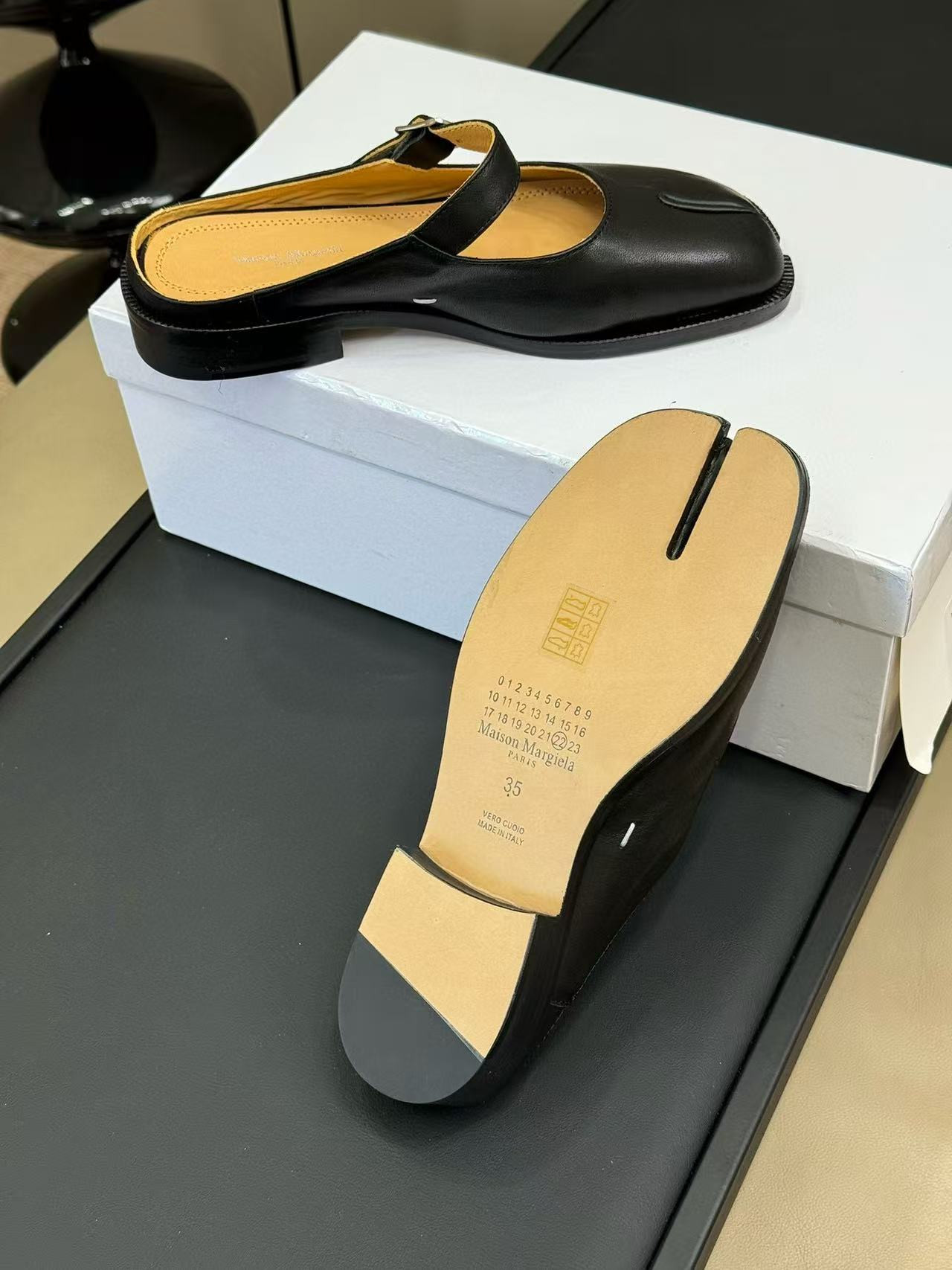 UA Maison Margiela Tabi City Mary-Jane Mules