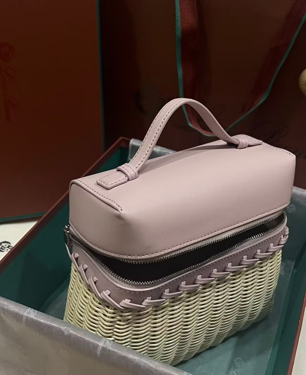 Loro Piana Extra Pocket L19 Wicker Bag 17.5x21x10cm