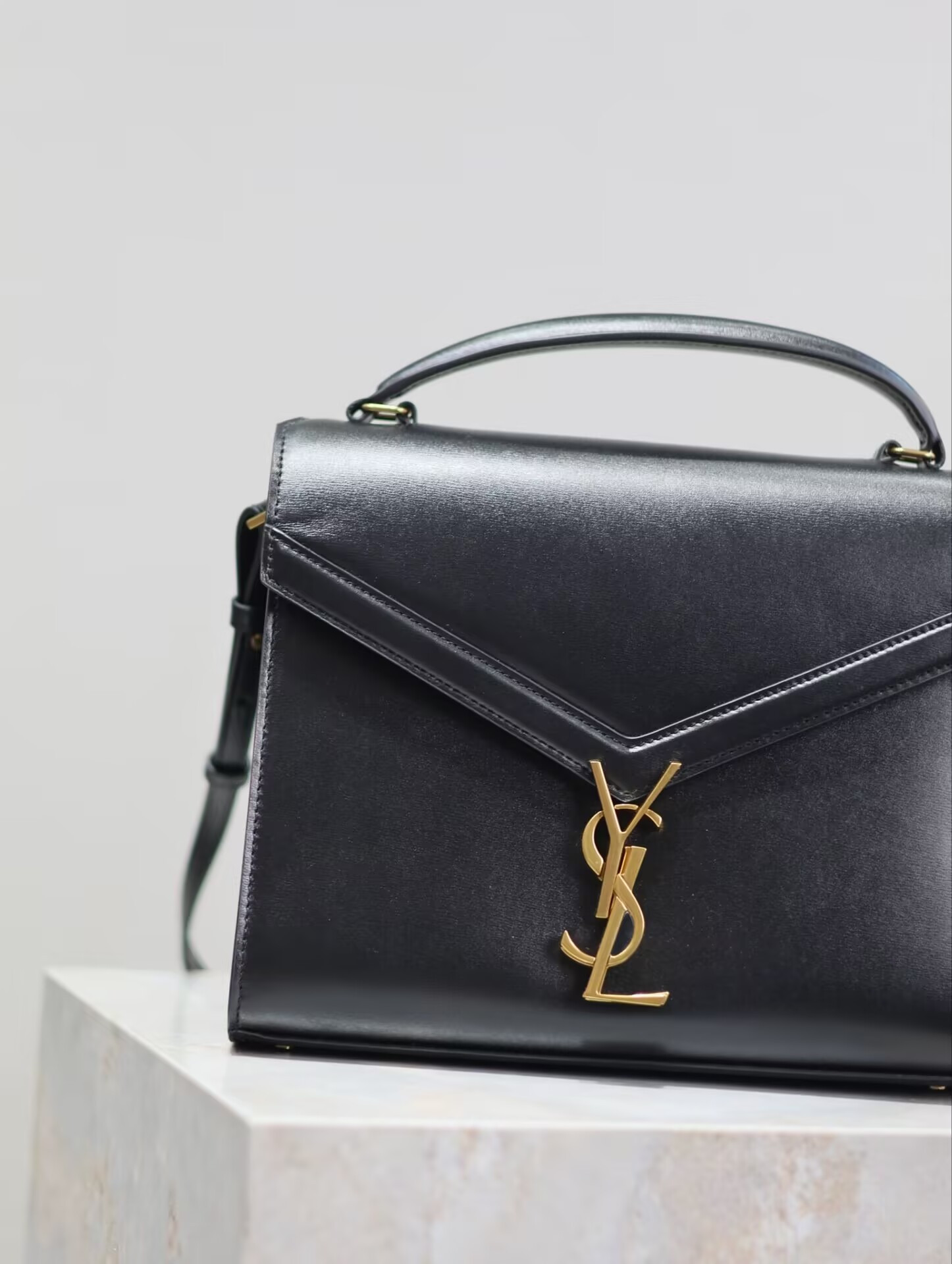YSL Cassandra Top Handle Bag 24.5x20x11.5cm