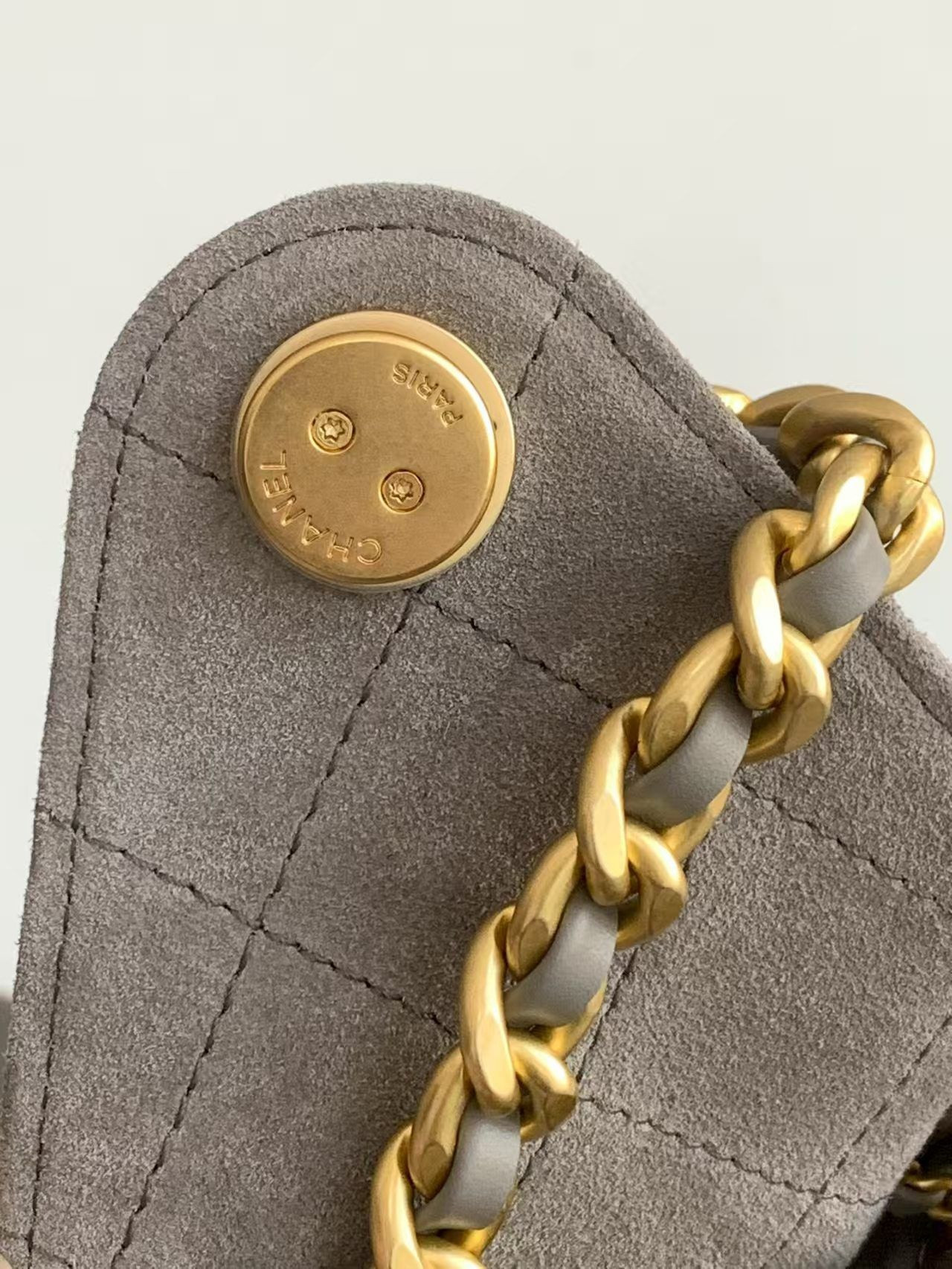 CHANEL 25C Bucket Bag 26x30x14cm