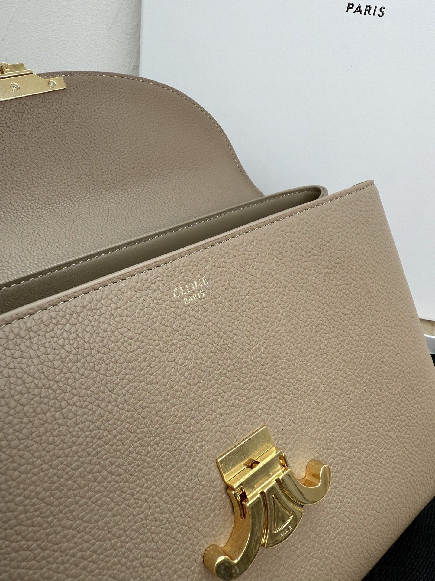 Celine Medium Nino Bag In Supple Graind Calfskin 25x17.5x10cm