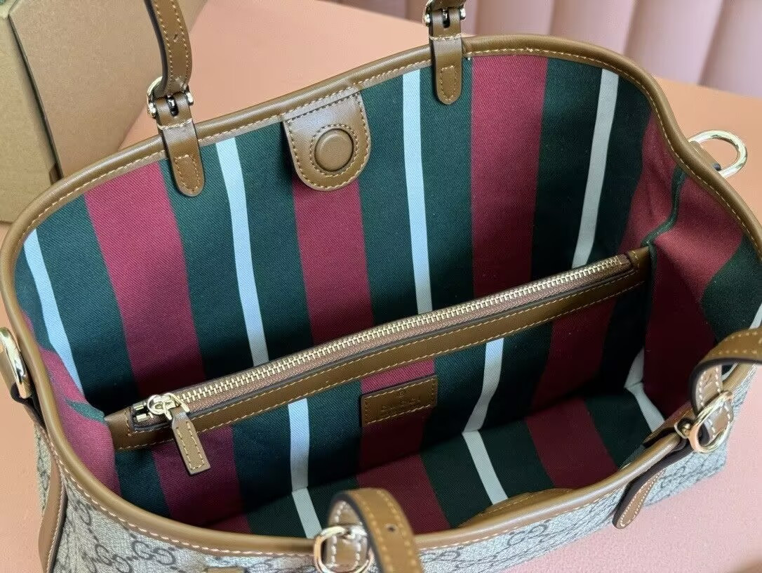 Gucci GG Emblem Tote Bag 31x18.5x11.5cm