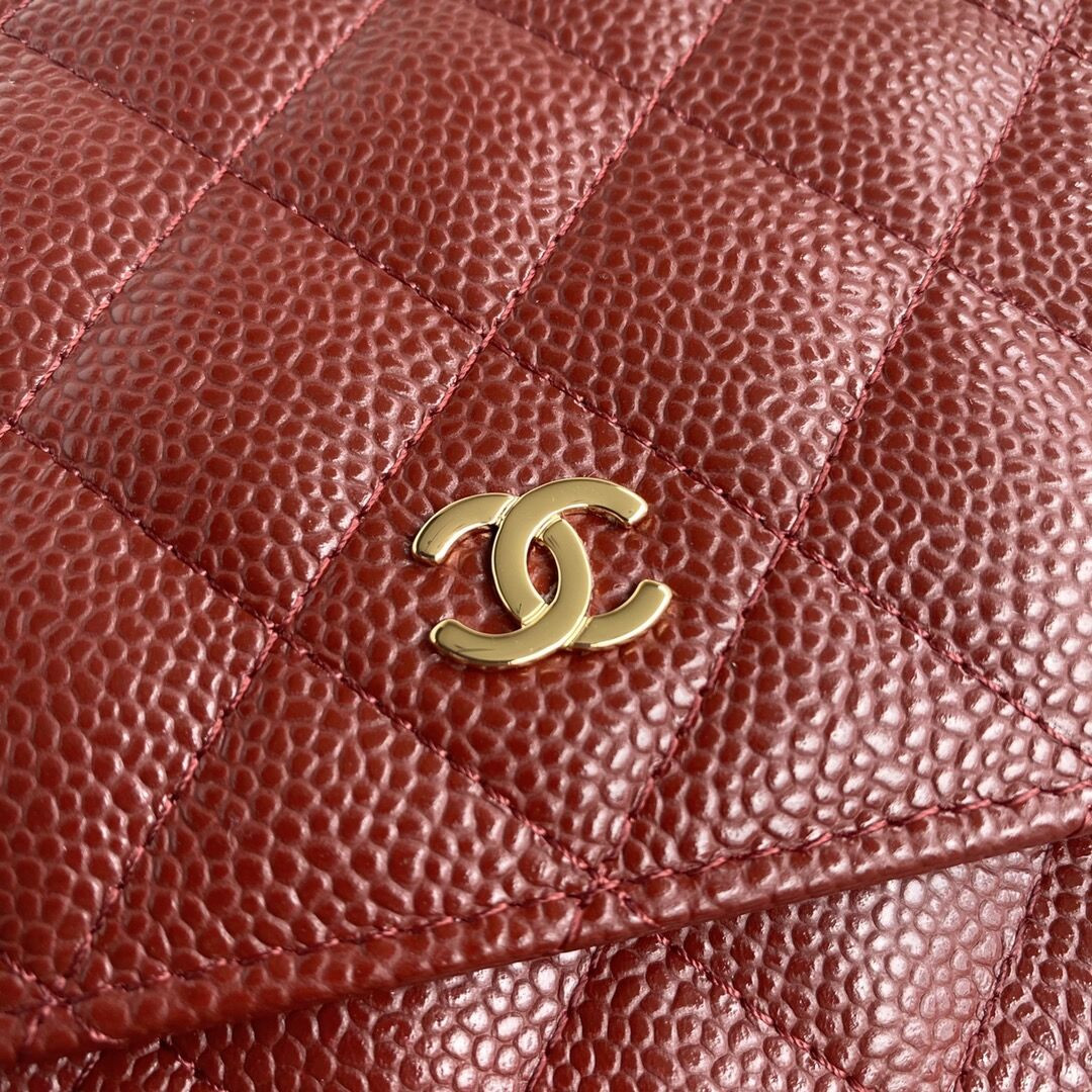 CHANEL WOC CLASSIC WALLET ON CHAIN RED 4.8 × 7.5 × 1.4 in