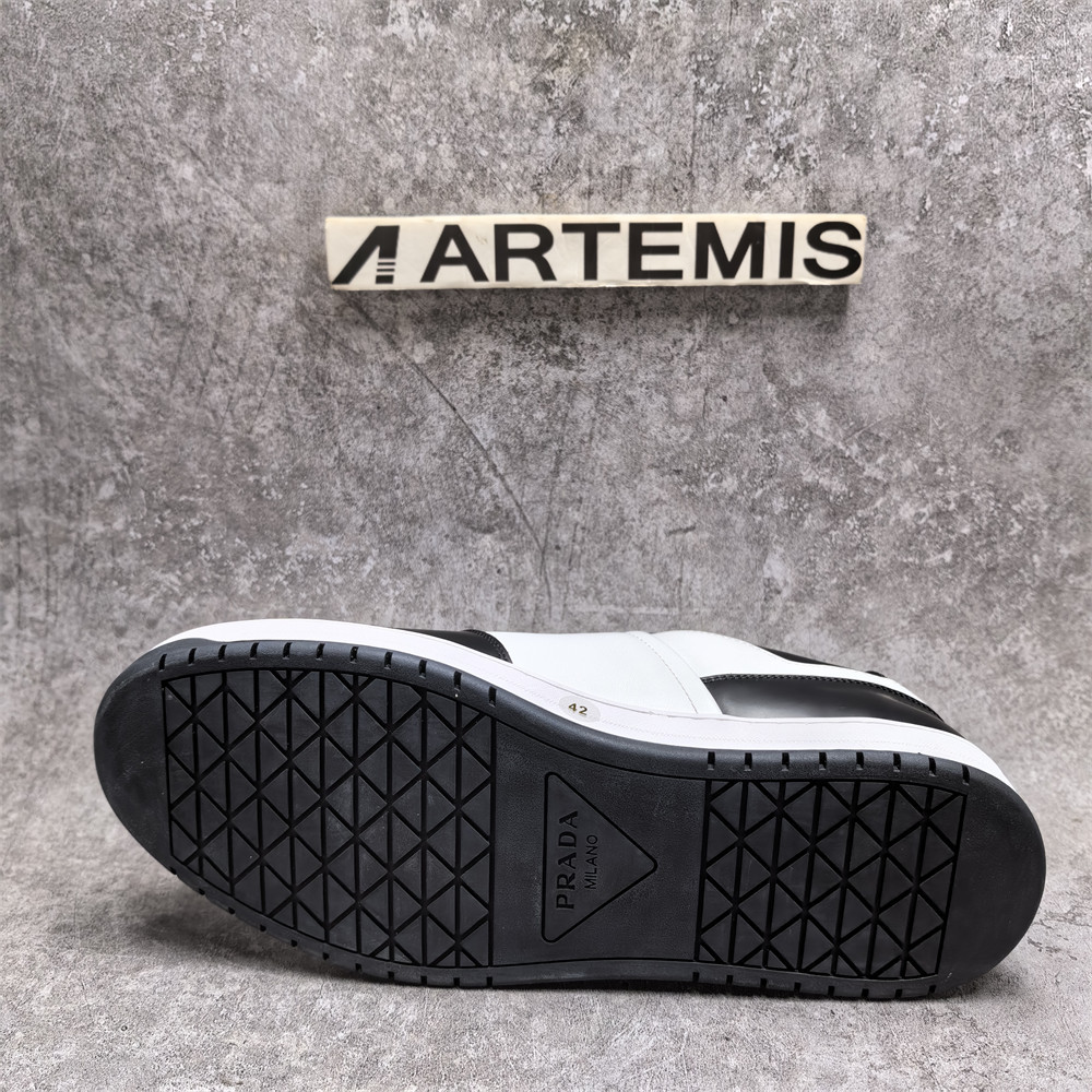 UA Prada Downtown Low Top Sneakers